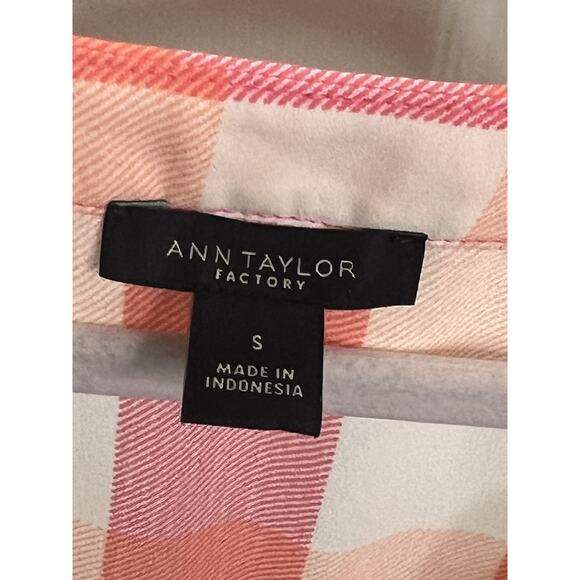 Ann Taylor Factory Woman’s Pink And White Checked Plaid Sleeveless Blouse Small - Picture 3 of 7